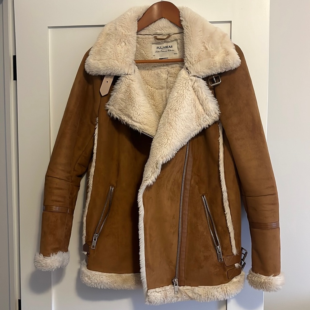 PULL & BEAR SUEDE AND FUR JACKET